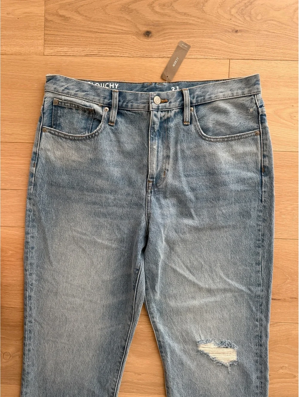 J.Crew Slouchy Boyfriend Jeans NWT Light Wash Distressed Size 31